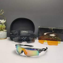 Picture of Oakley Sunglasses _SKUfw66124599fw